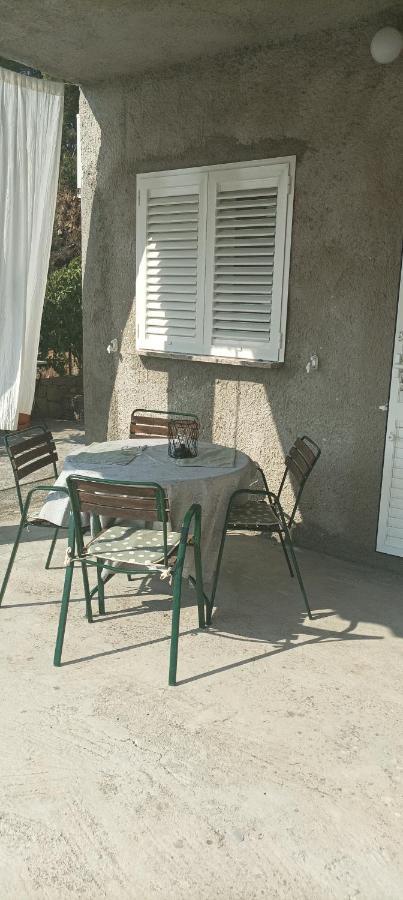 Feel Good Apartment Banjol Екстериор снимка